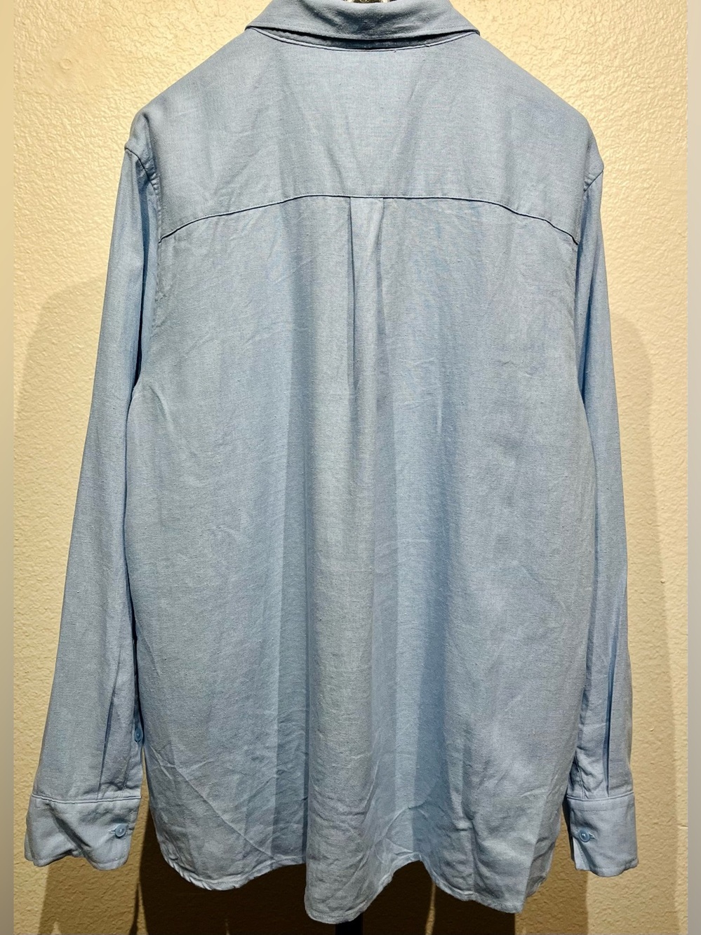Ted Baker Light Blue Linen-Rayon Blend Button-Down Shirt - Size XL (Women’s) - Picture 3 of 6